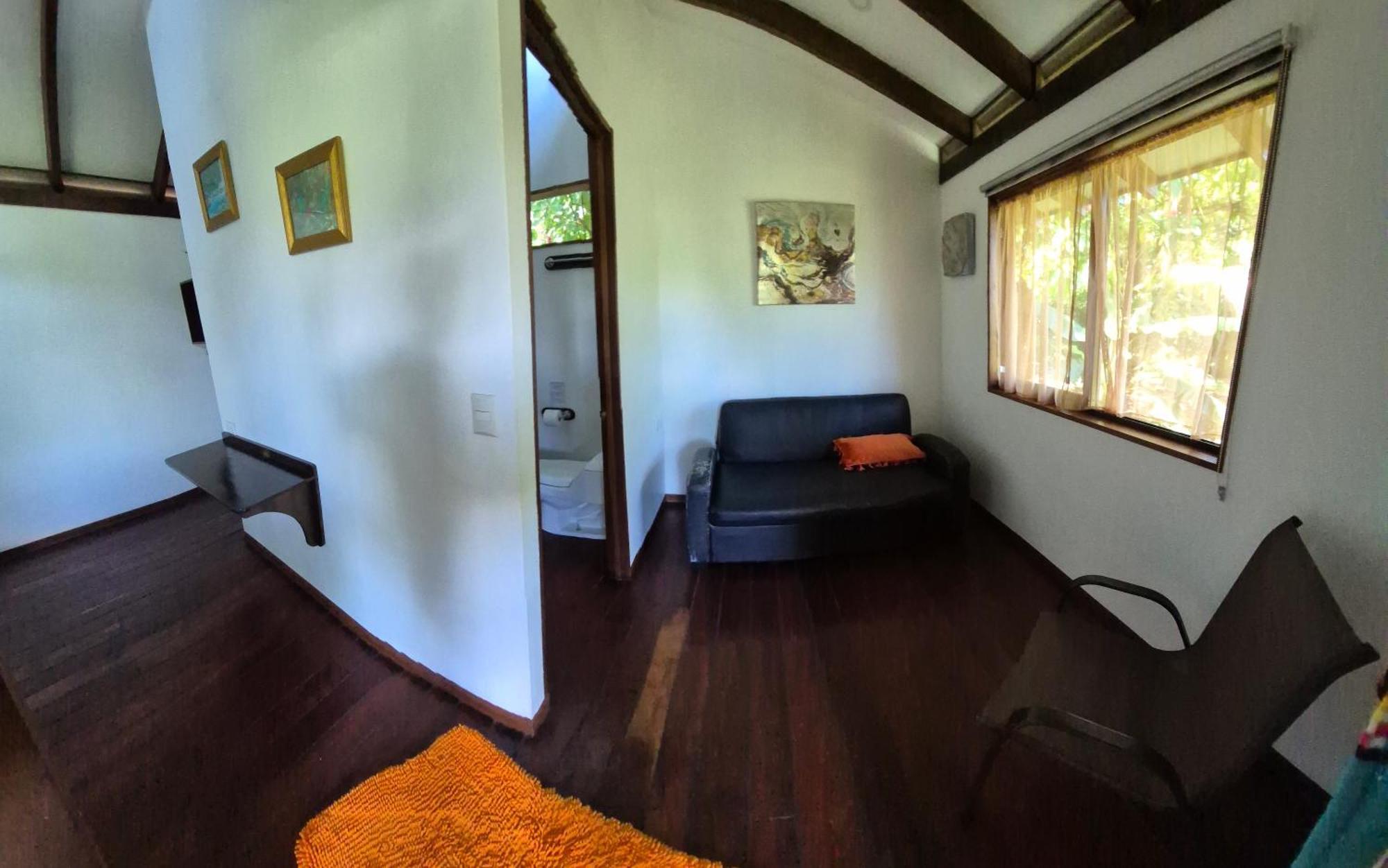 Centro Ananda Bed & Breakfast Guapiles Luaran gambar